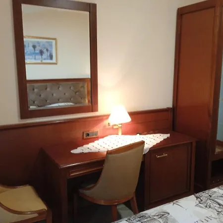 Luna Tsuki Five Guest house
