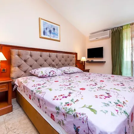 Nonna Marija Five Rovinj