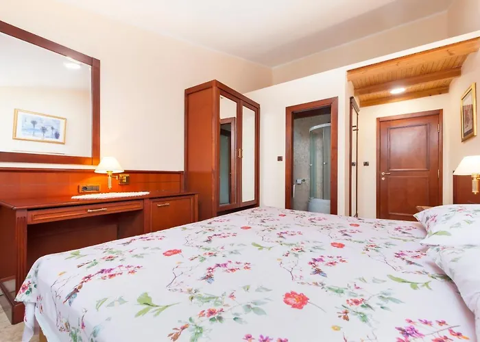 Luna Tsuki Five * Rovigno